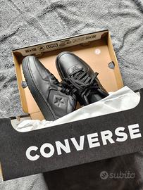 Scarpe Converse nuove num 44
