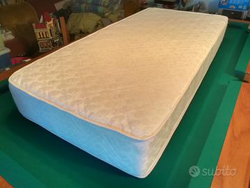 Materasso a molle per lettino bambino