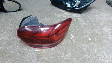 farò posteriore dacia Sandero anno 2024