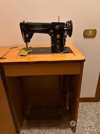 Macchina da Cucire Vintage SINGER 306M Mobiletto