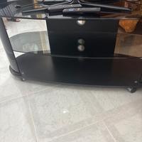 Televisione e tavolino