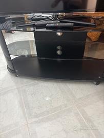 Televisione e tavolino