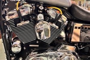 Harley-Davidson Sportster 1200 epoca asi cromata