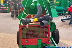 RACCOGLITRICE FACMA CIMINA C200T PER NOCCIOLE/CAST