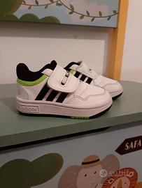 scarpe Adidas 22