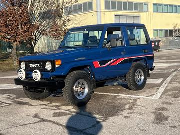 TOYOTA Land Cruiser 3.4 diesel Hard-top BJ70 LX