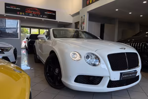 Bentley Continental GTC iva esposta