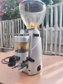 Macina caffè professionale