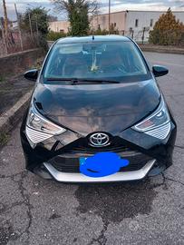 Toyota Aygo 1.0 VVT-I Connect 2021 - Nero -