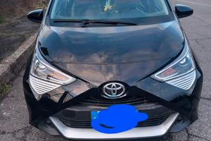 Toyota Aygo 1.0 VVT-I Connect 2021 - Nero -