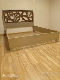 Letto matrimoniale contemporaneo