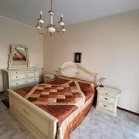 VILLA A SCHIERA A VOGHERA