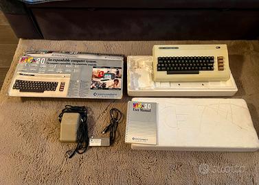 Commodore VIC-20+Datassette+Imballo originale