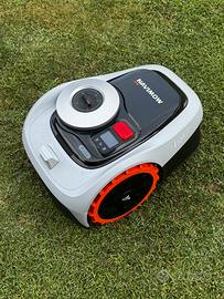 Robot tagliaerba Navimow i105e con garge S