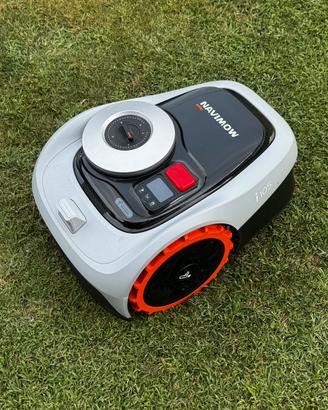 Robot tagliaerba Navimow i105e con garge S