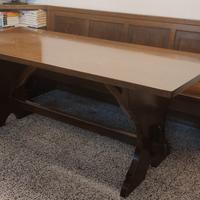 Tavolo e panche in legno 