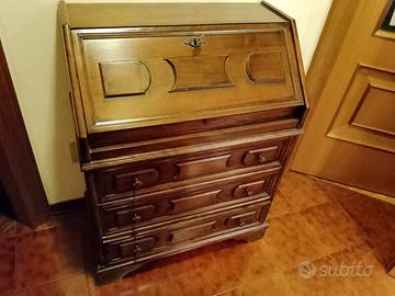 SECRETAIRE