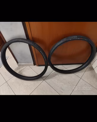 coppia di copertoni nuovi 