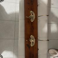 Splendido appendiabiti legno massello e ottone
