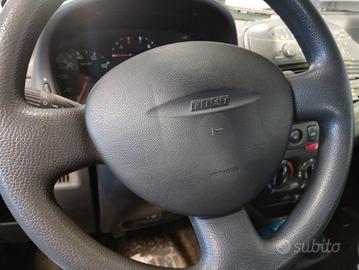 Airbag volante FIAT PUNTO 2 del 2002