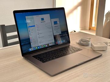 MacBook Pro 15” 512GB/16GB/4VRAM GRADO A +ADOBE
