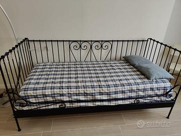 Letto in ferro battuto Ikea