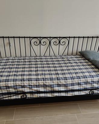 Letto in ferro battuto Ikea