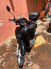 Scarabeo 100 2T