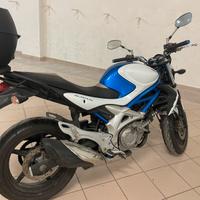 Suzuki Gladius SFV 650 2010