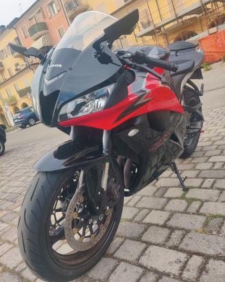 Honda CBR 600 RR 2010