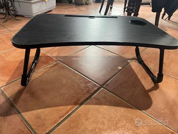 Tavolino pieghevole da letto con porta tablet