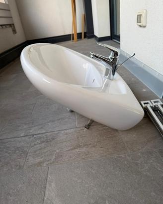 Lavandino in ceramica per bagno