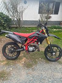 Moto suzuki valenti 2016