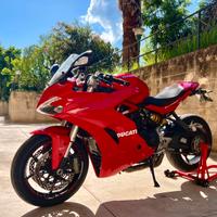 Ducati Supersport 939 accessoriata