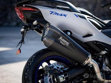 Akrapovic terminale di scarico completo t max 560