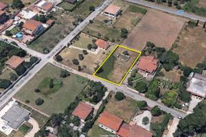 Terreno di 900 m² a Aprilia