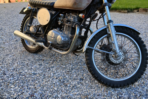 Kawasaki z400 scrambler/cafe racer-1982