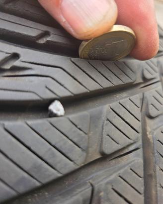 Gomme invernali 215/50 R17
