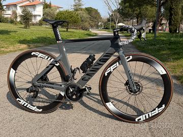 Canyon Aeroad CF SLX 7 AXS