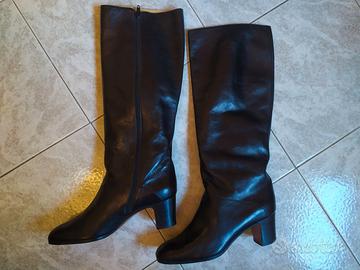 Stivali invernali in pelle neri