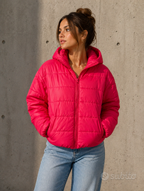 Piumino fucsia con cappuccio – super caldo e trend