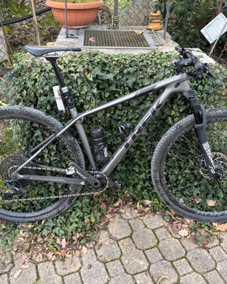 trek procaliber 9.8 sl