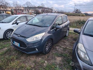 Ford B-Max 1.5 TDCi 75 CV Business Titanium