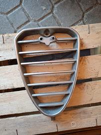 mascherina scudo alfa romeo Alfetta