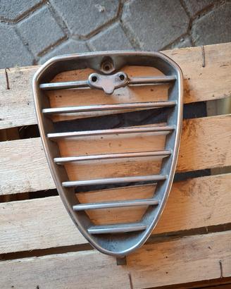 mascherina scudo alfa romeo Alfetta