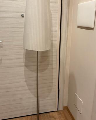 Lampada da pavimento