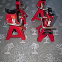 CAVALLETTI PER AUTOMODELLO