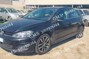 Ricambi VW Golf 7 1.6 D del 2014 motore CLH