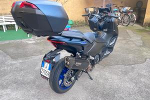 tmax 560 2024 accessoriato 