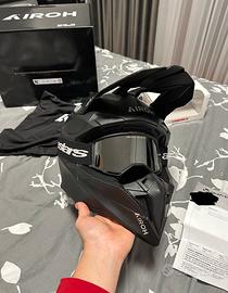 Casco airoh e mascherina